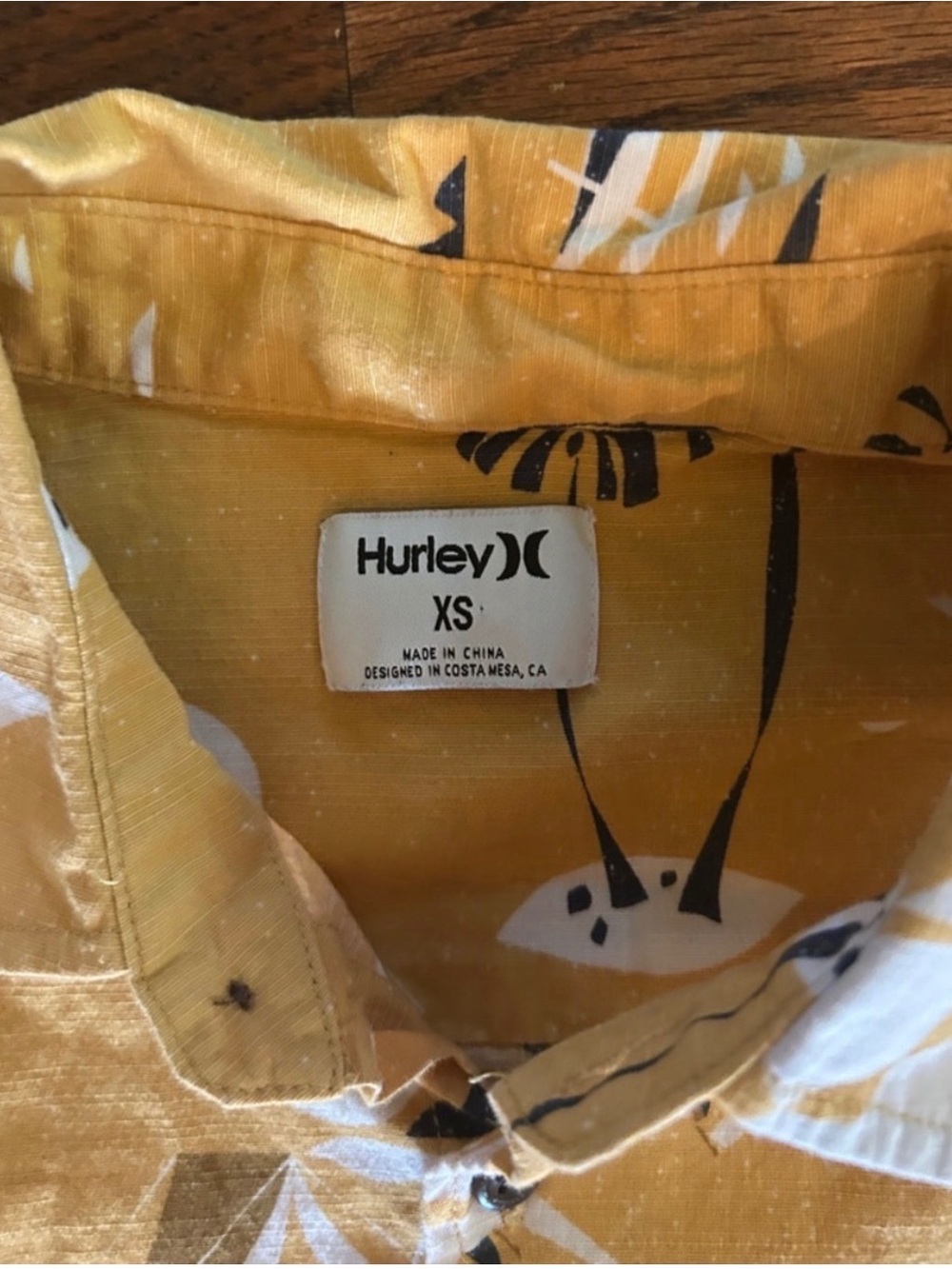 Hurley Yellow Tropical Print Short-Sleeve Button-Up Shirt - Picture 2 of 2